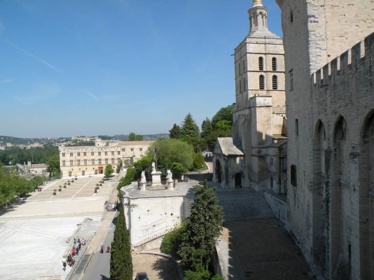  vue depuis le Palais des Papes